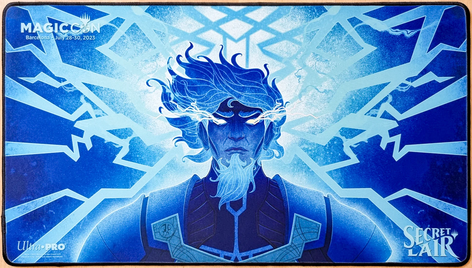 Brainstorm - Justin & Alexis Hernandez - MagicCon Barcelona 2023 - Embroidered - MTG Playmat